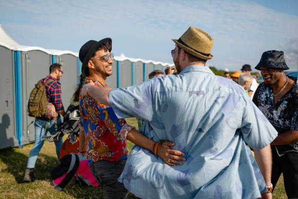 Best Portable bathroom rental  in Maywood, IL